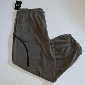 Under Armour Women's Gray Pants